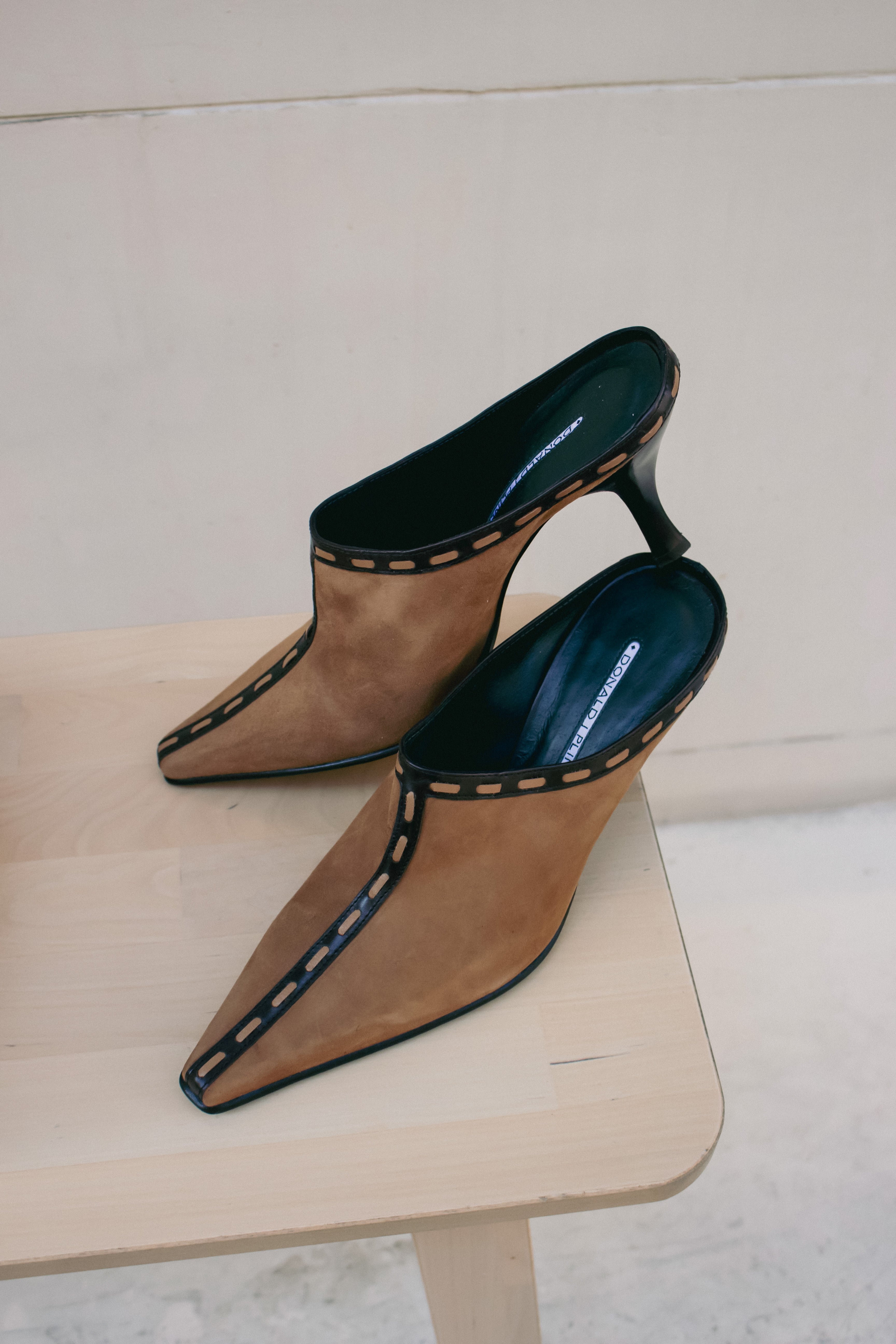 Vintage Donald J Pliner Mules