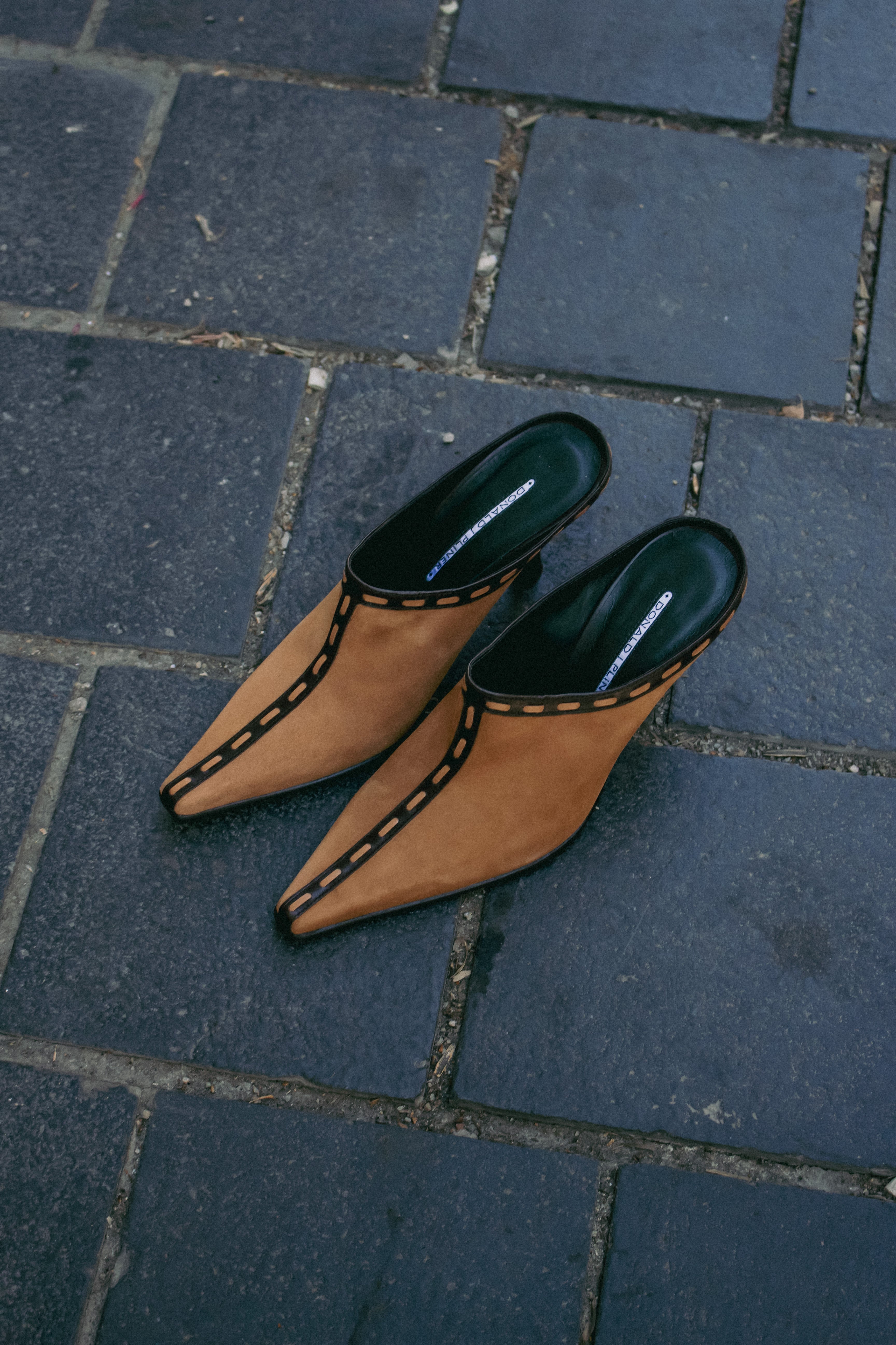 Vintage Donald J Pliner Mules