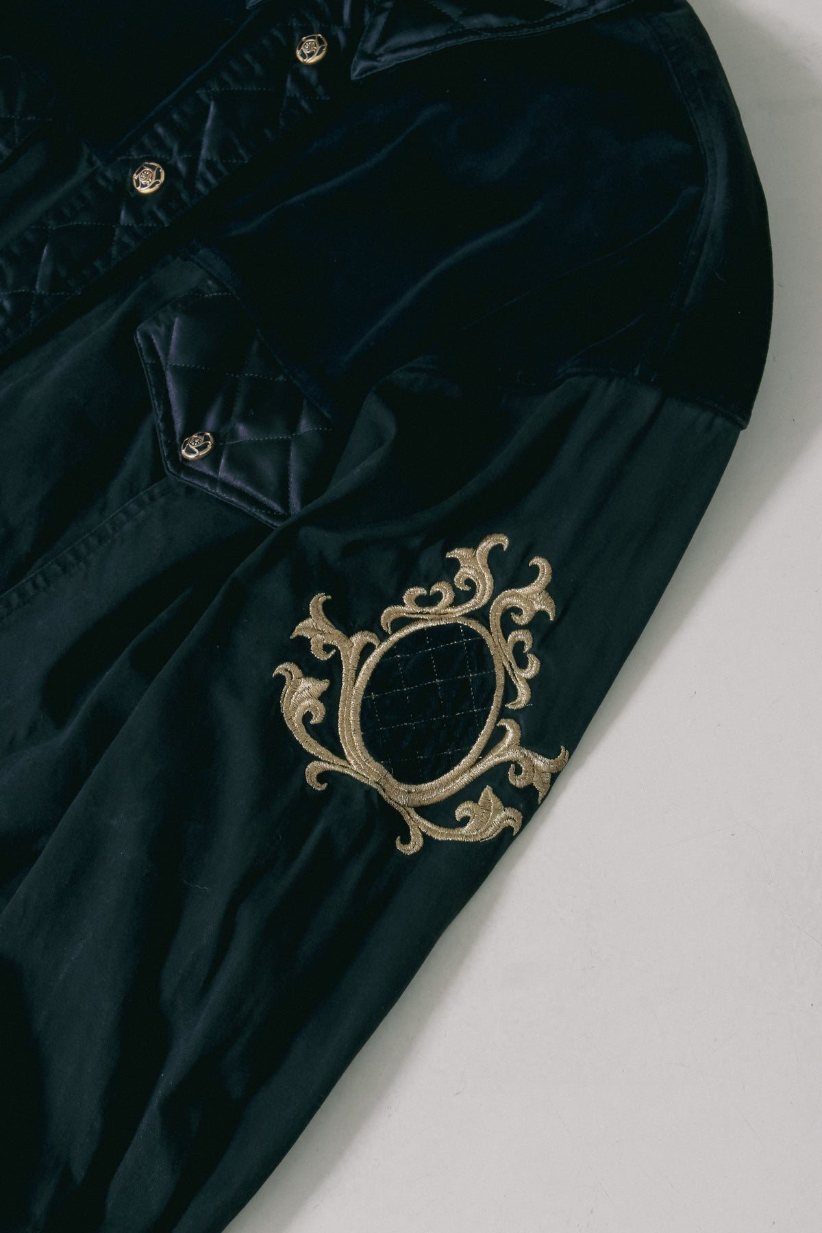 Vintage Laurel Shirt